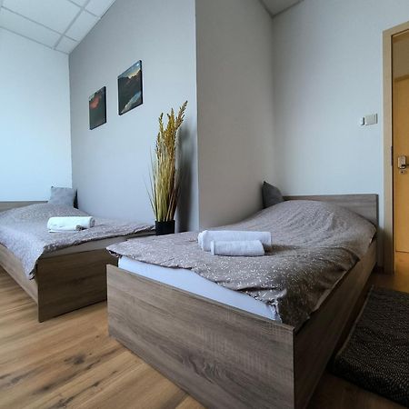 Nagytarcsa Szilas Park Motel מראה חיצוני תמונה